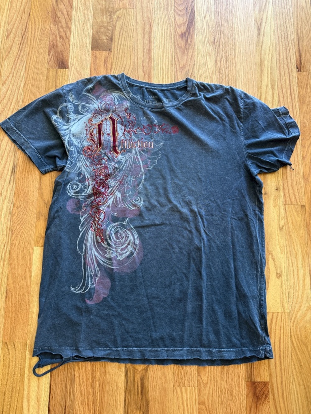 Vintage Affliction Black Graphic Short Sleeve Tee with Red and White Accents